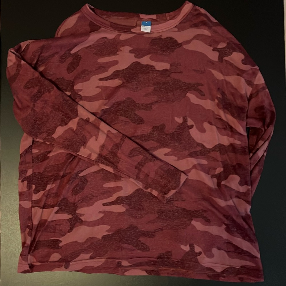 Old Navy Camouflage Long Sleeve Shirt